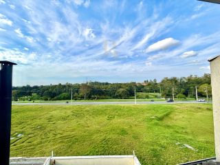 Sobrado Triplex 3 Quartos (2 Suítes) à Venda no Atuba, Curitiba - 146m² com Churrasqueira e Ático