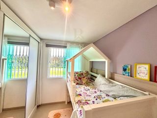 Sobrado Triplex 3 Quartos (2 Suítes) à Venda no Atuba, Curitiba - 146m² com Churrasqueira e Ático