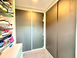 Sobrado Triplex 3 Quartos (2 Suítes) à Venda no Atuba, Curitiba - 146m² com Churrasqueira e Ático