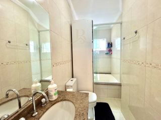 Sobrado Triplex 3 Quartos (2 Suítes) à Venda no Atuba, Curitiba - 146m² com Churrasqueira e Ático