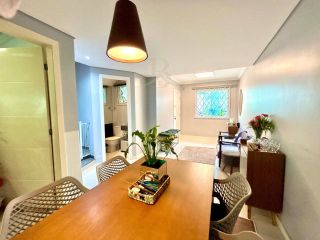 Sobrado Triplex 3 Quartos (2 Suítes) à Venda no Atuba, Curitiba - 146m² com Churrasqueira e Ático