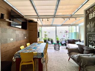 Sobrado Triplex 3 Quartos (2 Suítes) à Venda no Atuba, Curitiba - 146m² com Churrasqueira e Ático