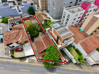Terreno à venda no Água Verde – 466 m² | ZR4.1