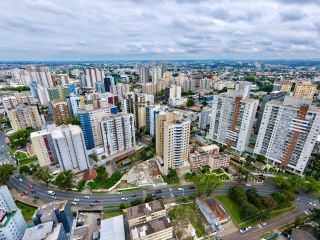 Terreno à venda no Água Verde – 466 m² | ZR4.1