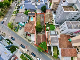 Terreno à venda no Água Verde – 466 m² | ZR4.1