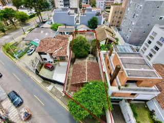 Terreno à venda no Água Verde – 466 m² | ZR4.1