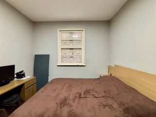 Casa térrea à venda em Curitiba com 3 quartos, 4 vagas e terreno de 420 m²