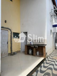 CASA NO BAIRRO ATALAIA