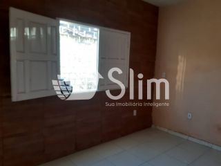 Casa no Conjunto JK - Bairro Jabotiana