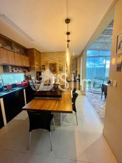 Casa Alto Padrão no bairro Robalo