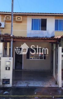 Casa duplex condomínio no Rosa Elze