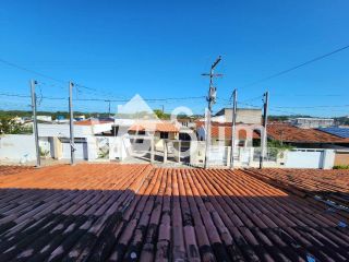 Casa duplex condomínio no Rosa Elze