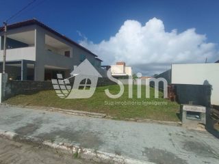 Lote em Condomínio Exclusivo na Aruana