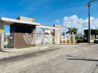 Lote / Terreno no bairro Robalo em Aracaju