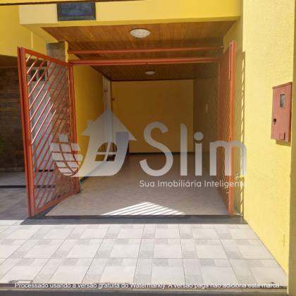 CASA DUPLEX NO ORLANDO DANTAS