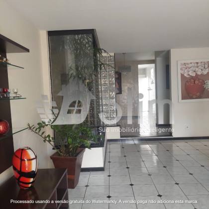 CASA DUPLEX NO ORLANDO DANTAS