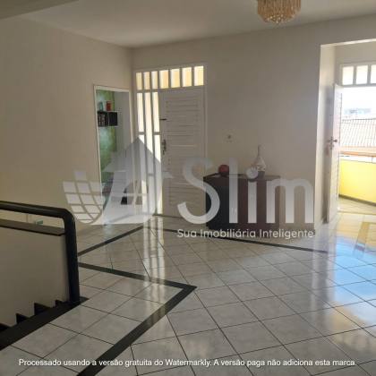 CASA DUPLEX NO ORLANDO DANTAS