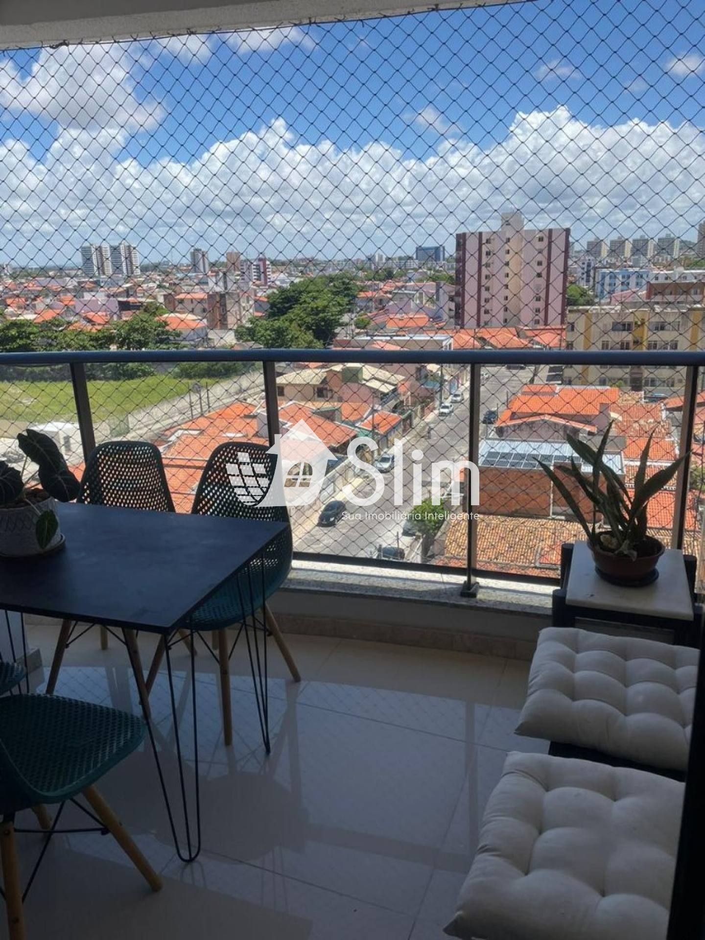 Apartamento no Condomínio Lazúli Residence