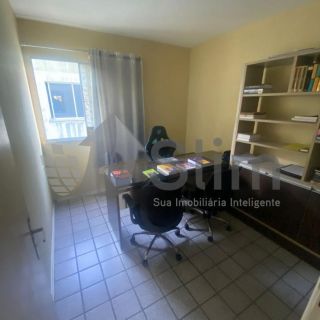 Apartamento no bairro Luzia