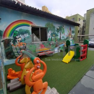 Apartamento no bairro Luzia