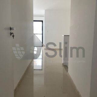 Apartamento no bairro Luzia