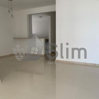 Apartamento no bairro Luzia