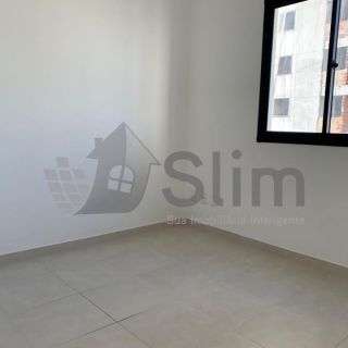 Apartamento no bairro Luzia