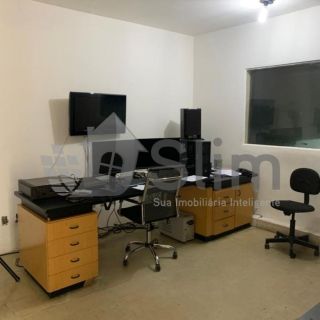 Prédio Comercial no bairro José Conrado de Araújo
