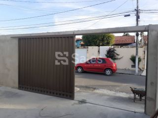 Casa 3/4 Padrão em rua pública