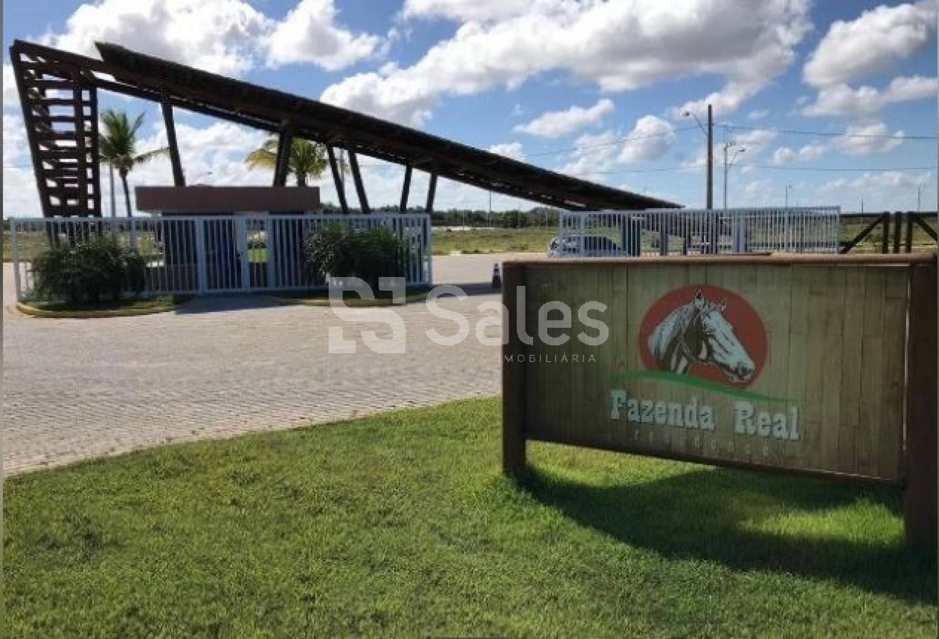 Lote de 375m² no Condomínio Fazenda Real II
