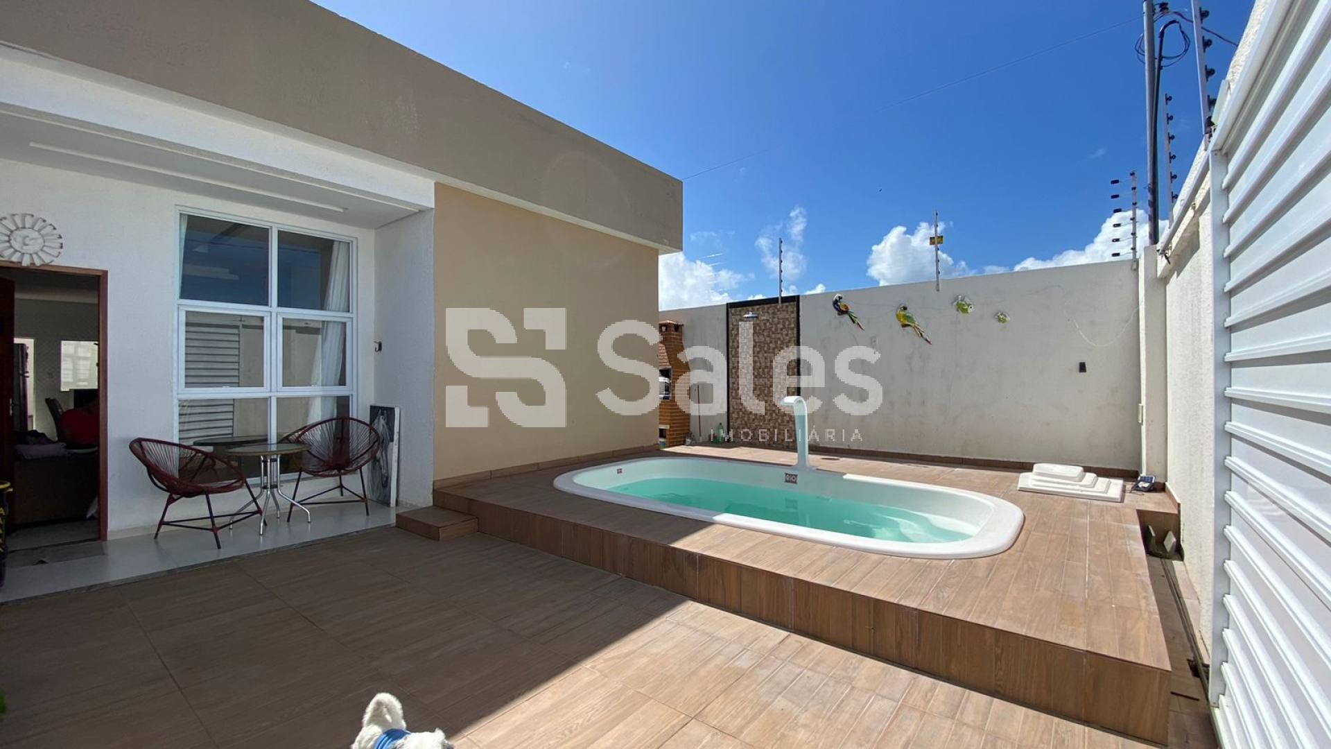Casa 3/4 com piscina no Luar da Barra