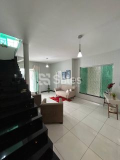 Casa Duplex 5/4 no São Conrado