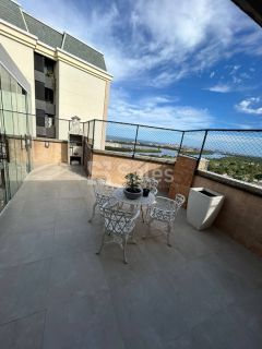 Apartamento Cobertura no Edifício Biarritz Plaza