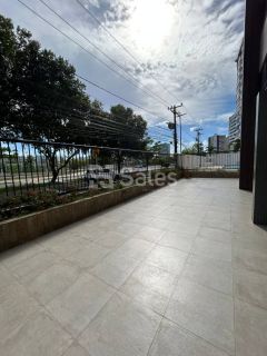 Apartamento Cobertura no Edifício Biarritz Plaza