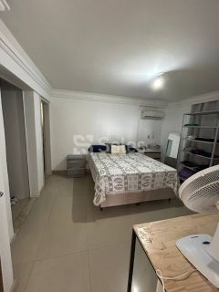 Apartamento Cobertura no Edifício Biarritz Plaza