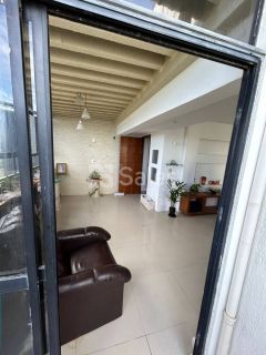 Apartamento Cobertura no Edifício Biarritz Plaza