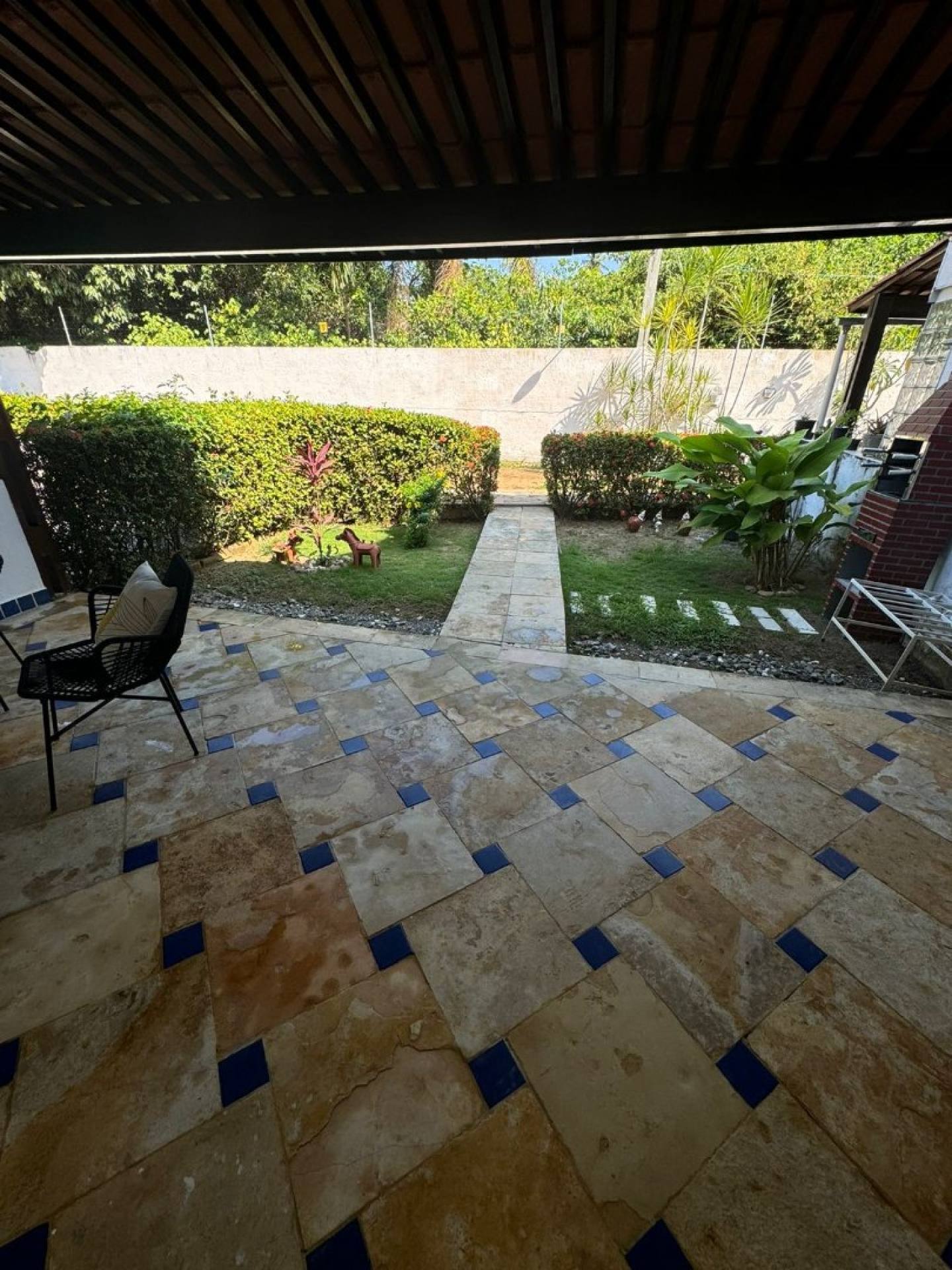 CASA EM CONDOMÍNIO FECHADO - MARIA FARINHA