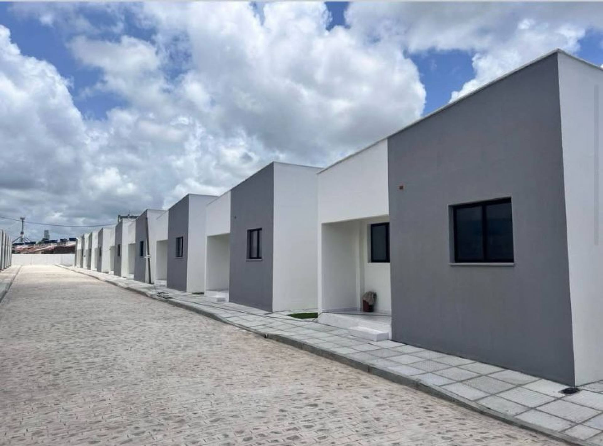 Casas com 2 Quartos no Condomínio Fechado em Igarassu
