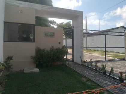 Apartamento em Ouro Preto com 2 Quartos sendo uma suíte e Varanda