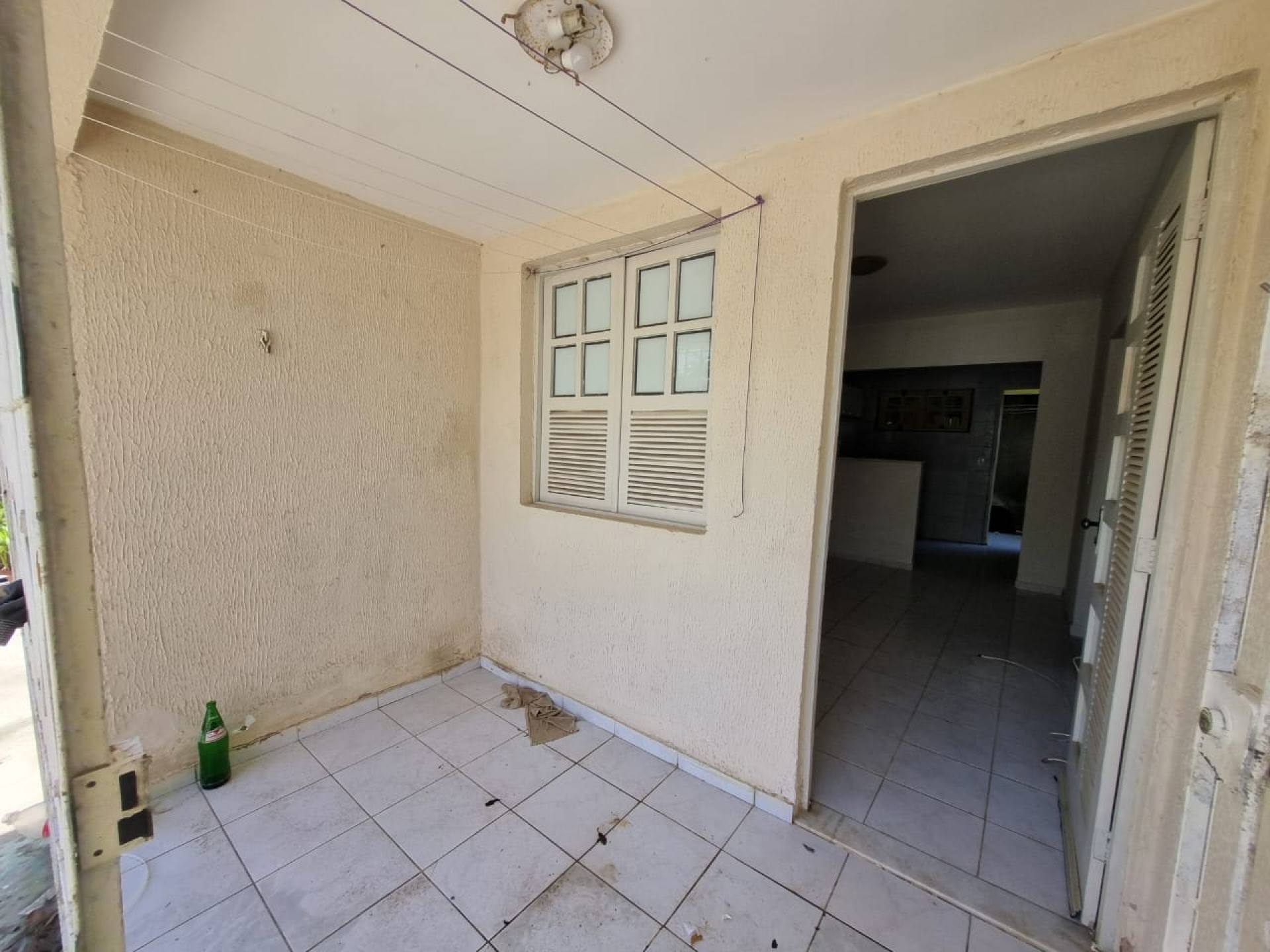 Vende-se Casa em Pau Amarelo