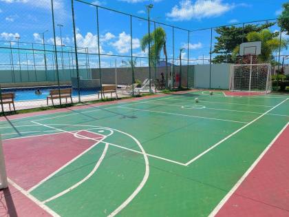 Apartamento de 3 Quartos com Suíte e Varanda a Beira Mar