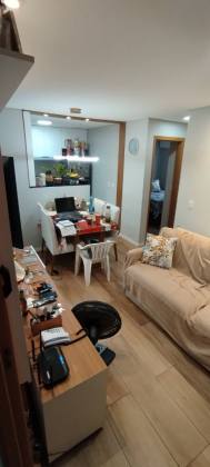 Apartamento todo Reformado de 2 Quartos Próximo a Rio Doce em Olinda