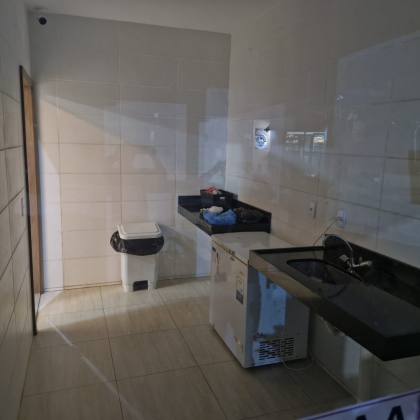 Apartamento todo Reformado de 2 Quartos Próximo a Rio Doce em Olinda