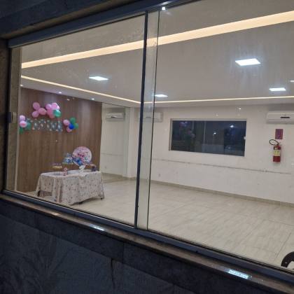 Apartamento todo Reformado de 2 Quartos Próximo a Rio Doce em Olinda