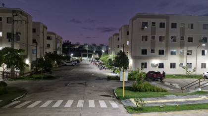 Apartamento todo Reformado de 2 Quartos Próximo a Rio Doce em Olinda