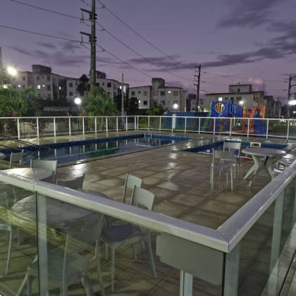 Apartamento todo Reformado de 2 Quartos Próximo a Rio Doce em Olinda