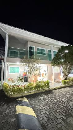 Casa à venda em Maria Farinha — Condomínio Fechado