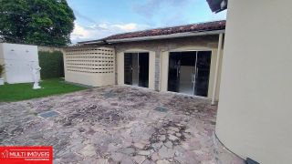COP 30 - House with four suites - City Park