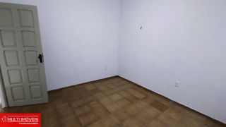 Casa com 3/4 na Tv. dos Apinagés - VENDA