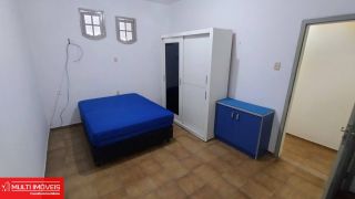 Casa com 3/4 na Tv. dos Apinagés - VENDA